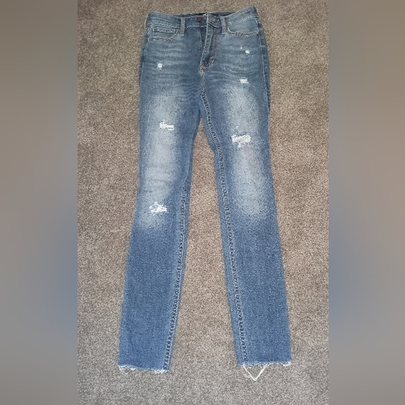 Hollister Jeans Hollister Ripped Skinny Jeans Poshmark